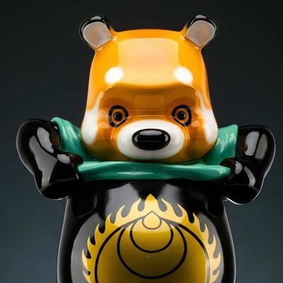 Arttoy by jee saya & hundred demons "aka-panda (red)"