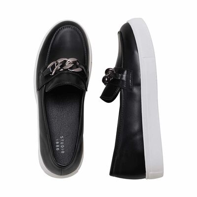 Casual chain sneaker - final sale