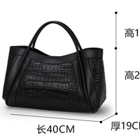Crocodile-patterned genuine leather large handbag for women - Thumbnail 9