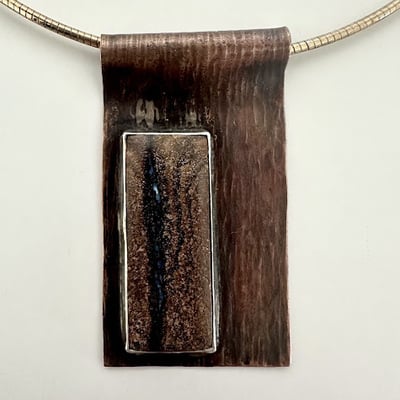 Boulder opal set in hammered copper - Thumbnail 1