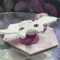 White and Pink Skymanta Dice Guardian - Thumbnail 1