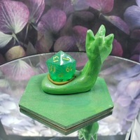 Shimmery Green Snail Dice Guardian - Thumbnail 1