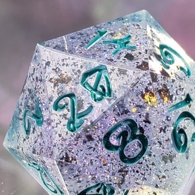 Nebula pulse polyhedral set