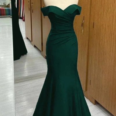 Elegant off shoulder mother of the bride/groom dress green prom dress