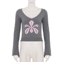 Floral jacquard pattern V-neck knit sweater - Thumbnail 4