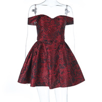 Elegant fitted long-sleeved A-line dress - Thumbnail 2