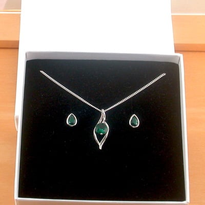 Boxed gift set|emerald (lab created) pendant & 18" sterling silver chain/emerald necklace/emerald earrings/emerald jewellery/may birthstone