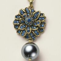 Pearly Blue Lotus Necklace - Thumbnail 1