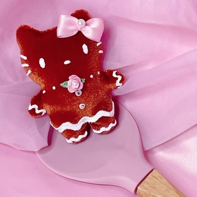 Hello gingerbread hair clip & pin