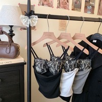 Sexy lace-trimmed camisole - Thumbnail 2