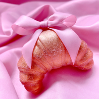 Coquette Croissant hair clip - Thumbnail 1