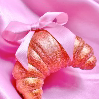 Croissant hair clip