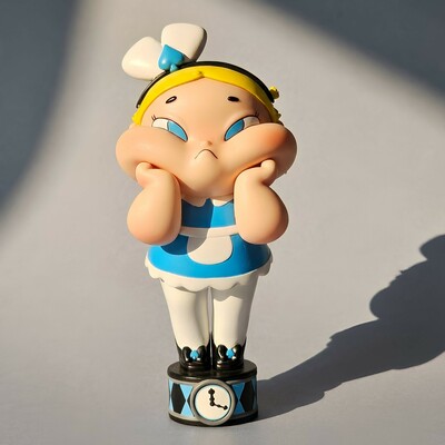 ArTToy by My own culture "Vivi Alice" 