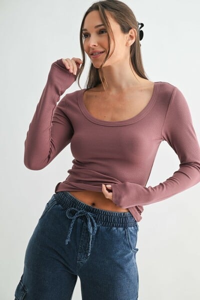 Scoop Neck Long Sleeve Top