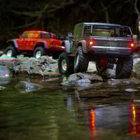 Axial AXI03006BT2 1/10 SCX10 III Jeep JT Gladiator 4X4 RTR Brushed Rock Crawler   - Thumbnail 7
