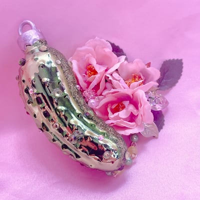 Pretty pickles hair clip