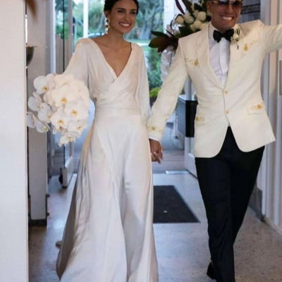 Simple v-neck chiffon wedding dress, long bridal dress