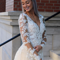 Elegant A Line Lace V Neck Long Sleeves Wedding Dresses - Thumbnail 1