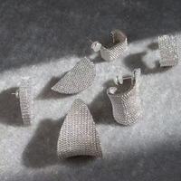 Vintage Geometric Sparkling Silver Hoop Earrings Lxurious Rhinestone Earlobe Jewelry - Thumbnail 3