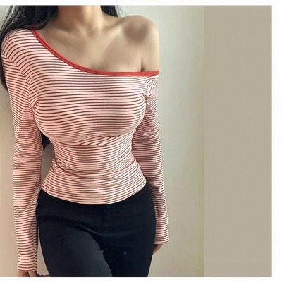 Striped off-shoulder warm long-sleeved t-shirt