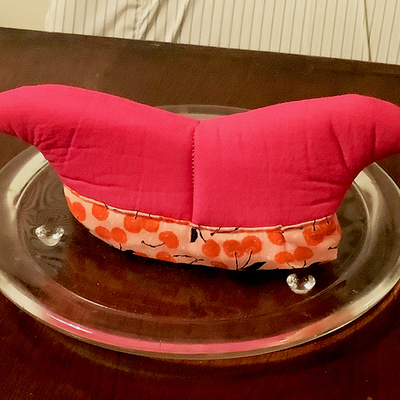 Mini plush jester hat hot pink - Thumbnail 4