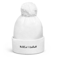 Classic, one-size-fits-all design for men and women. Pom pom beanie - Thumbnail 3
