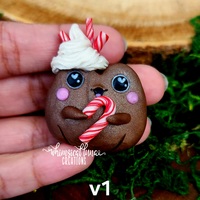 Hot Cocoa Frog w/left candy cane - Thumbnail 4