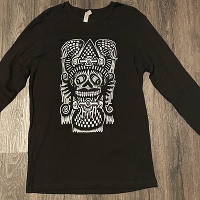 Skull long sleeve shirt