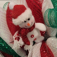 Bright Red Green and white Christmas wreath - Thumbnail 8
