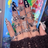 12pcs Y2K Heart Dagger Rings Set - Thumbnail 2