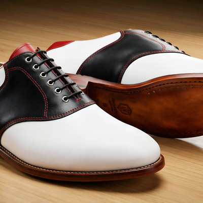 Crafted leather mens tri color white/black/red leather saddle golf dress shoes