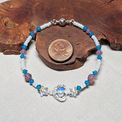 Genuine "sw" crystal heart & stars memory wire bracelet with magnetic ball clasp