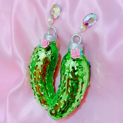 Pretty pickles earrings 
