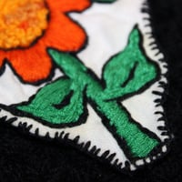 EMBROIDERED SUNFLOWER PATCH - Thumbnail 1