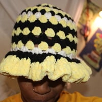 THE SOLAR BLOOM CROWN {ALL SEASON BUCKET HAT} - Thumbnail 2