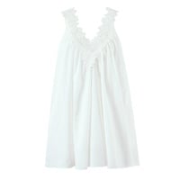 Sexy V-neck sleeveless dress with lace paneling and pleated design. - Thumbnail 2