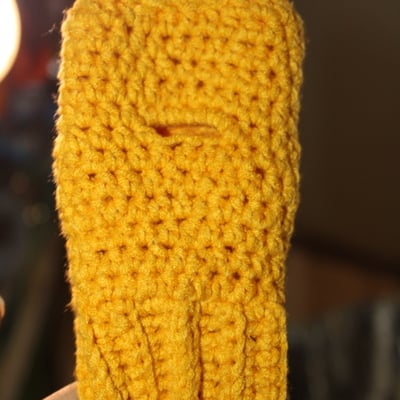 The solar star 🌟 fingerless gloves 🧤 {age 3}