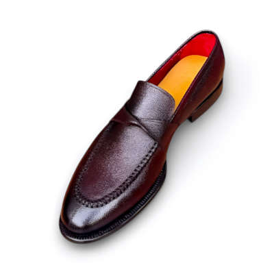 Crafted leather mens designer classic burgundy leather moccasin loafers dress shoes