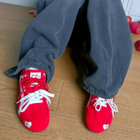RED APPLE SNEAKERS - Thumbnail 2