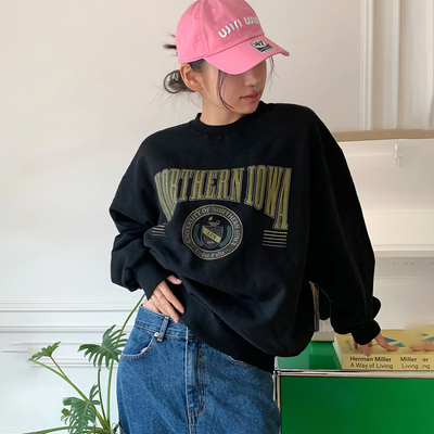 Classic northern iowa sweatshirt - Thumbnail 1