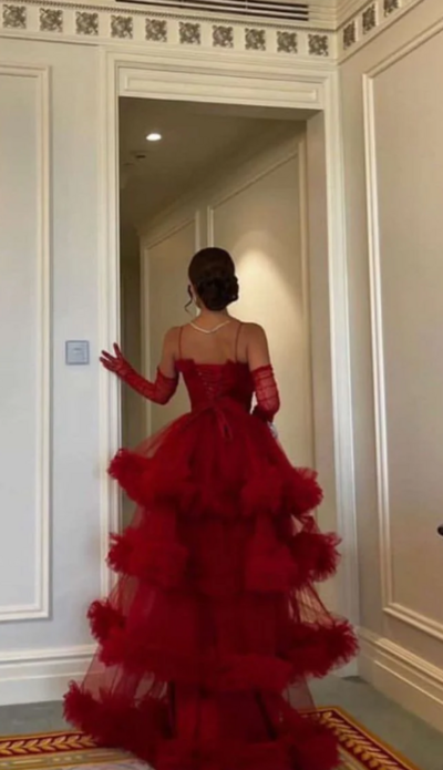 Spaghetti Straps Red Ruffled Tiered Tulle A-Line Arabian Prom Dress Evening Gown