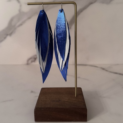 Discontinued - blue and white 5" feathers