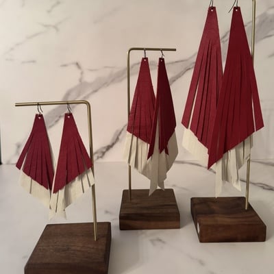 Imperfect amira earrings - red & white