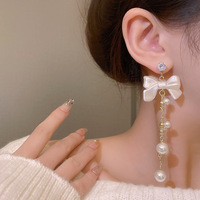 Elegant luxurious Long Tassels Bow Earrings With Pearls for Women - Thumbnail 1