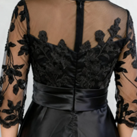 Elegant A-line V-neck Tulle Mother of Bride Groom Dress Appliques Long Prom Dress - Thumbnail 1