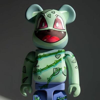 Custom bearbrick 400% by rebeca khamlichi "bulbasaur"  - Thumbnail 1