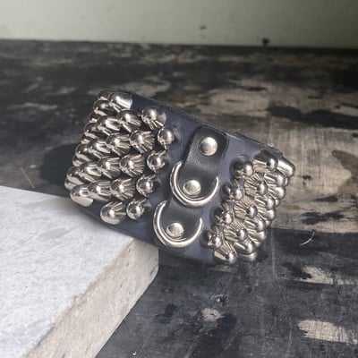 Premade D-Rings 5-4-5 short British studs Cuff