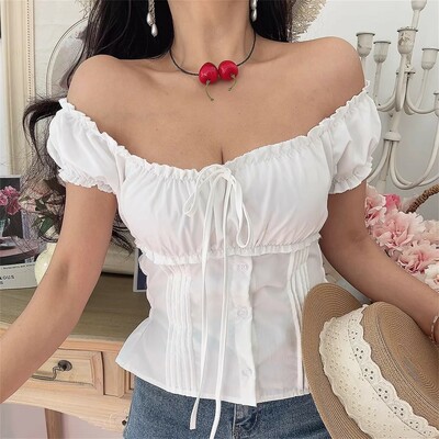 Square-neck top with drawstring ties and pleats