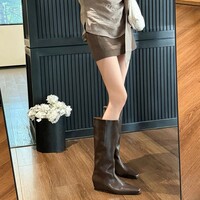 Super stylish with a 5cm hidden heel square-toe straight boots for women - Thumbnail 4