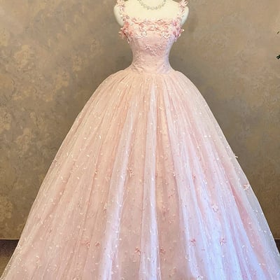 Spaghetti strap blush pink quinceanera dress floral lace ball gown 